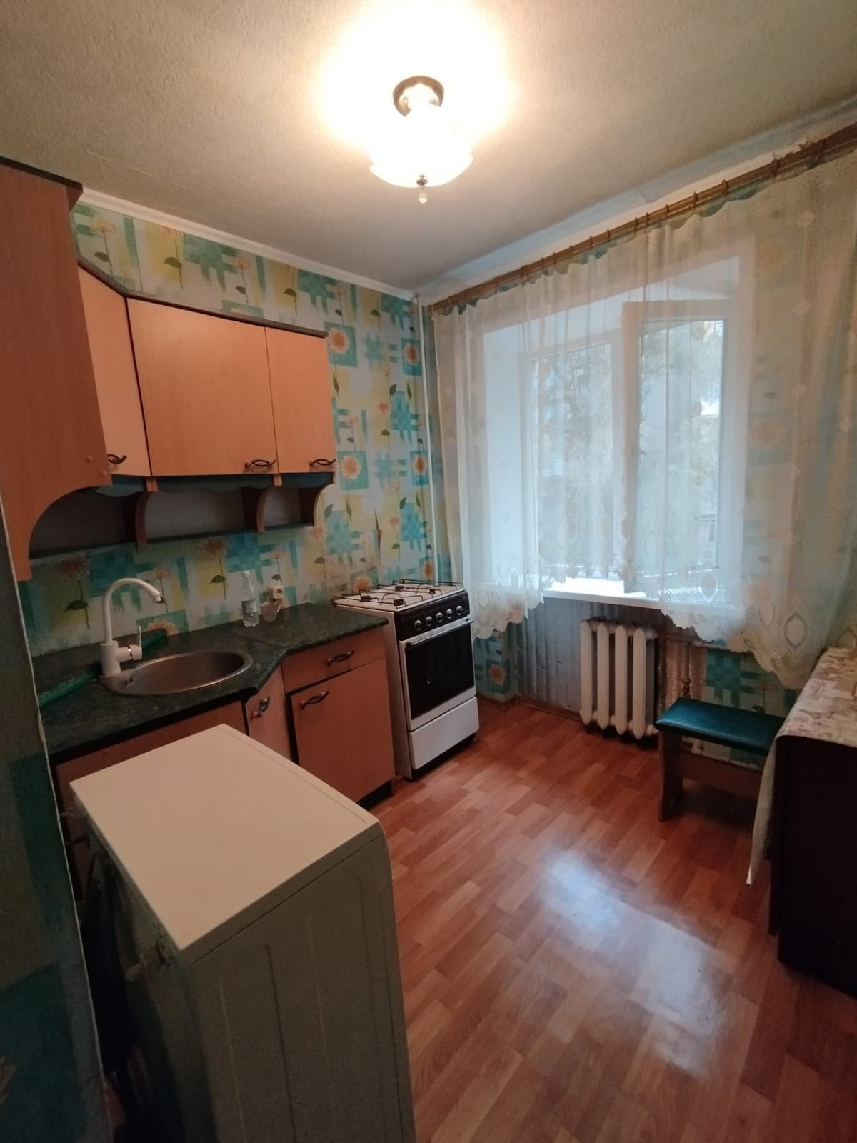 Продам 1-комн квартиру в городе Луганск квартал 50-лет Октября 10
Площадь 32.8 м2, кухня 6.7 м2
3-й этаж 5-ти этажного дома.
Состояние хорошее жилое,...